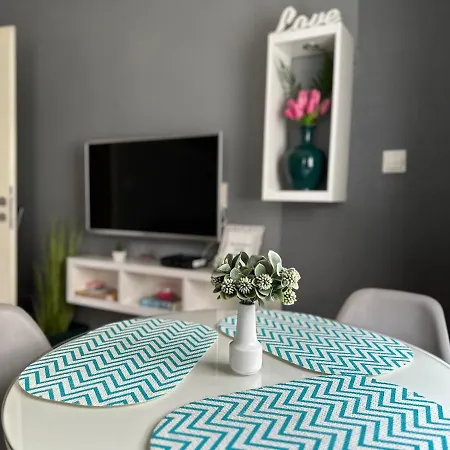 Teatar 아파트 투즐라